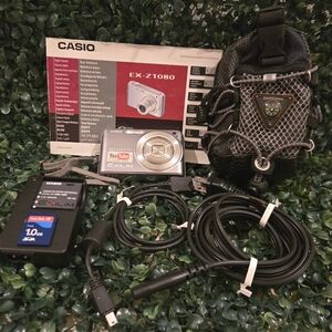 Casio Exilim Silver Digital Camera EX-Z1080 Original Accessories Working